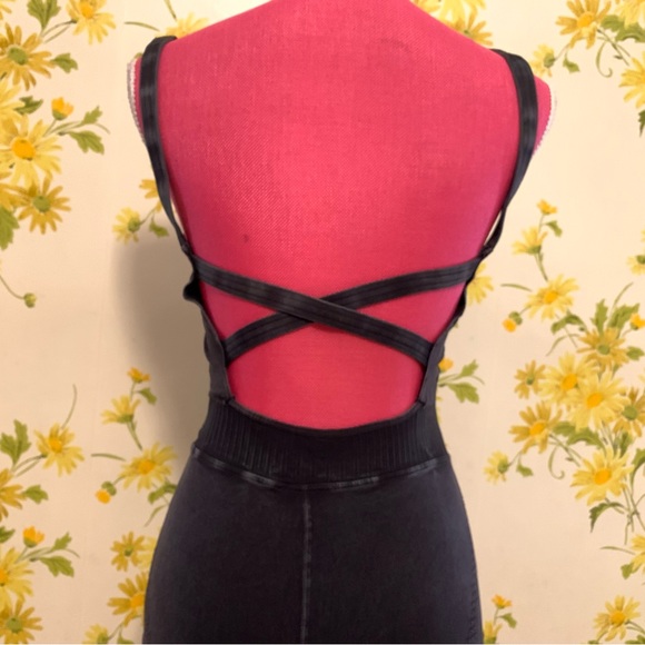 NWOT Free people movement good karma onesie jumpsuit M/L - Picture 4 of 10